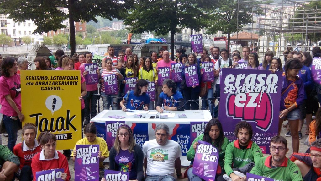 Erasorik gabeko Aste Nagusiaren alde