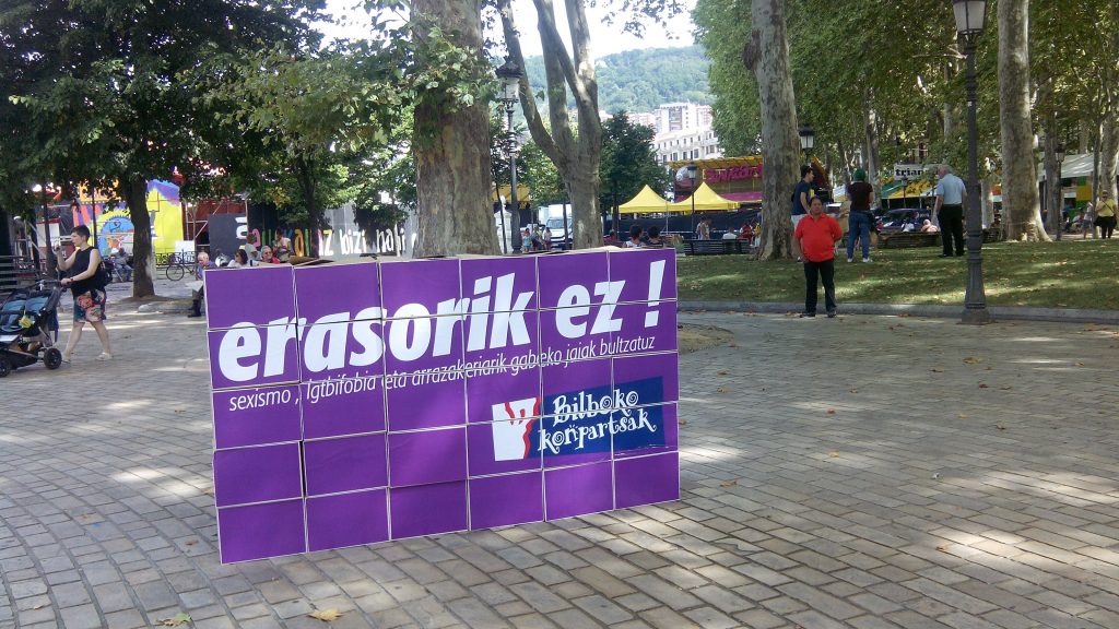 Bilboko Konpartsek auzolana deitu dute gaur erasorik gabeko jaigunea aldarrikatzeko